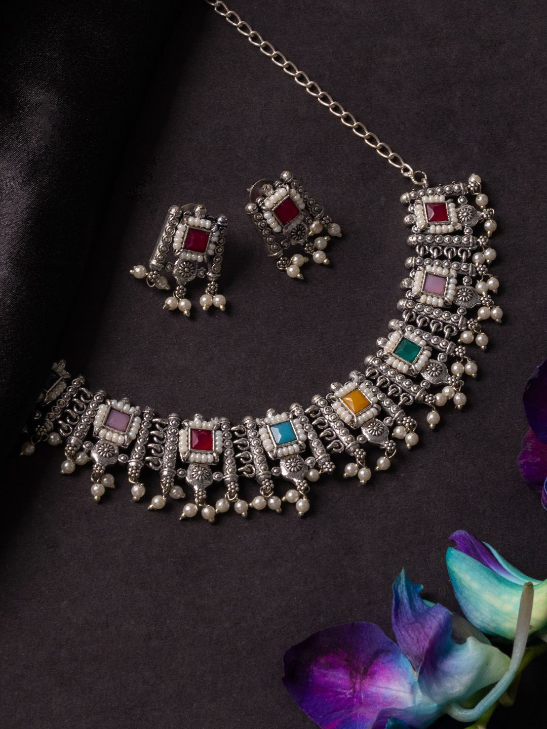 Stones Studded Jewellery Set