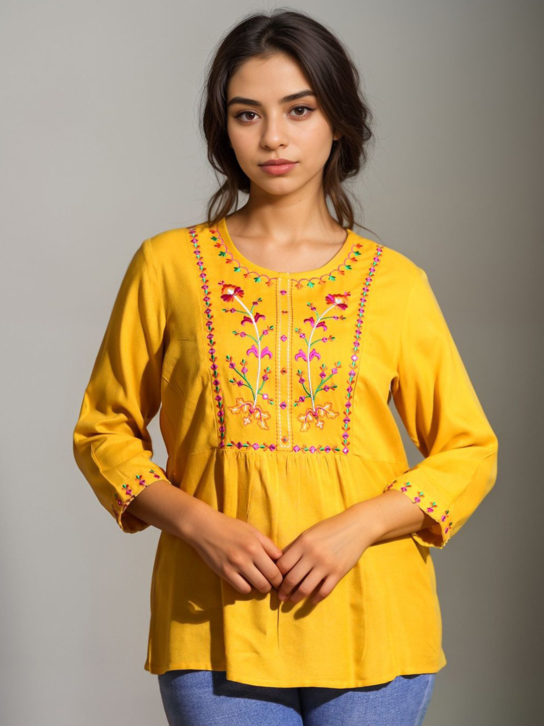 Classy Hangers Women Embroidered Cotton Tunic