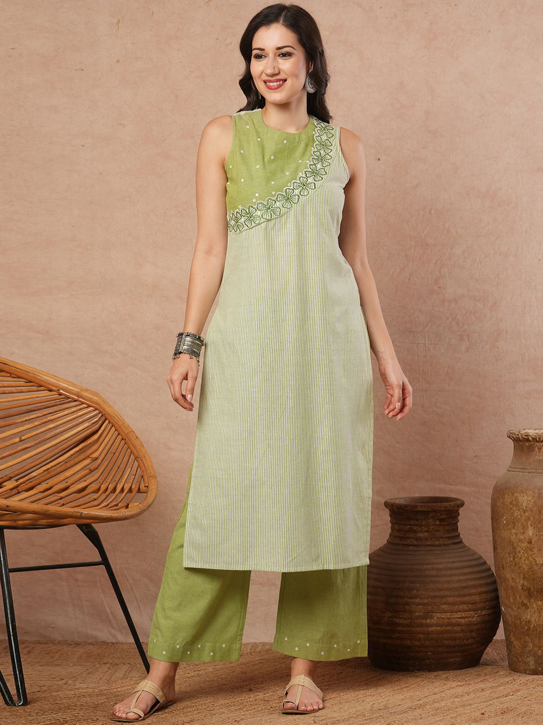 KAMI KUBI Women Striped Embroidered Cotton Kurta with Palazzo