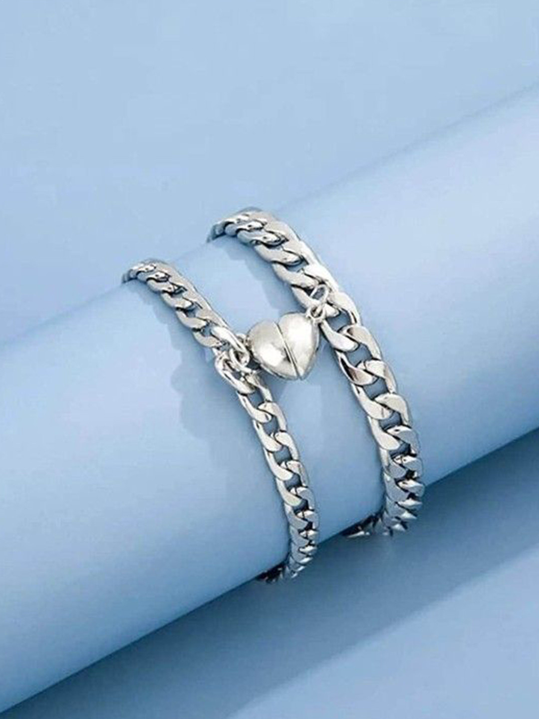 P. R. PRINTS Unisex Set Of 2 Wraparound Loving Magnet Heart Shaped Bracelets