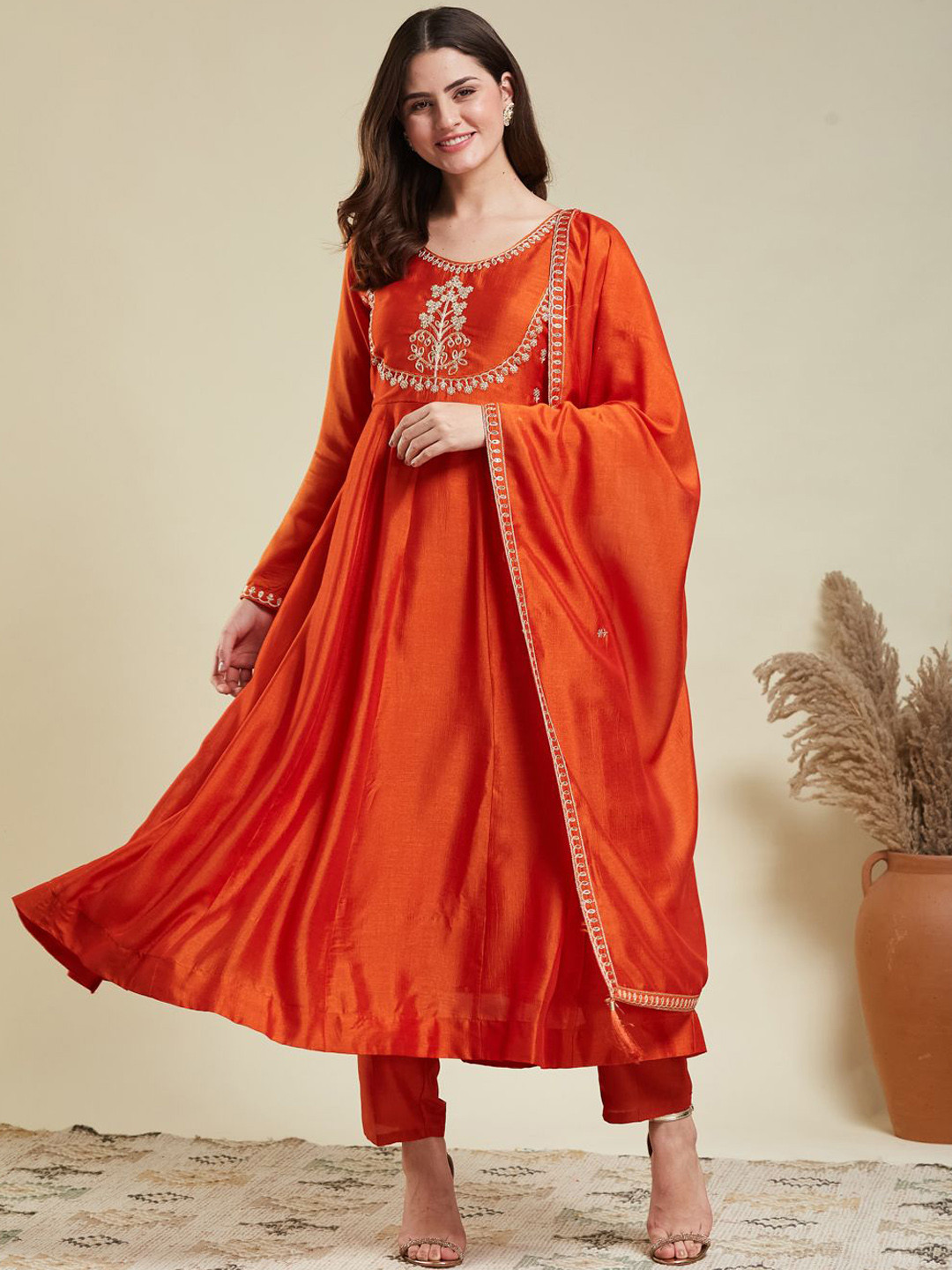 J Turritopsis Ethnic Motifs Embroidered Anarkali Kurta With Trousers & Dupatta