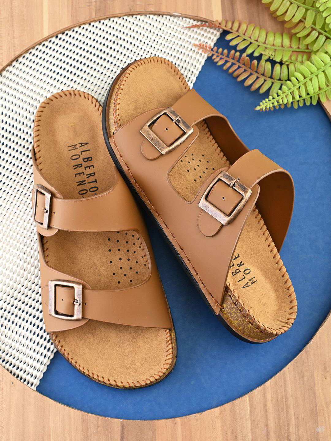 ALBERTO MORENO Men Textured Comfort Sandals