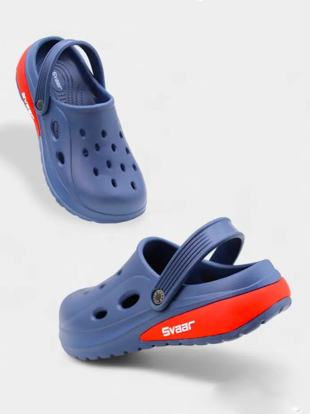 Svaar Men Self Design Clogs with Back Strap