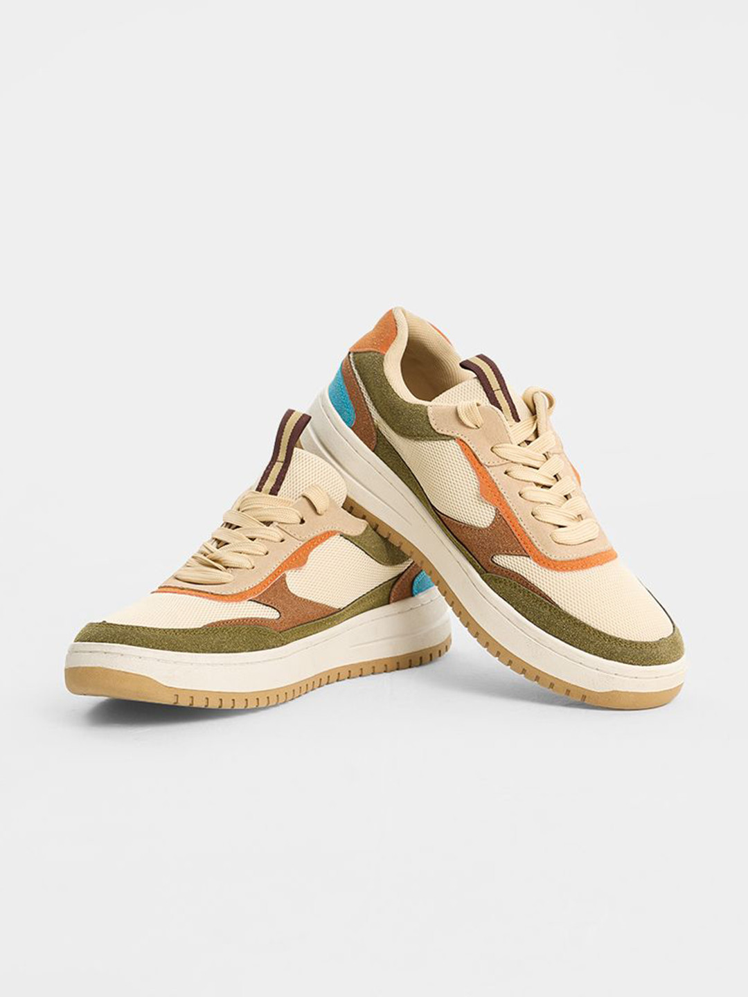 Snitch Men Lightweight Snitch Beige Color Block Sneakers