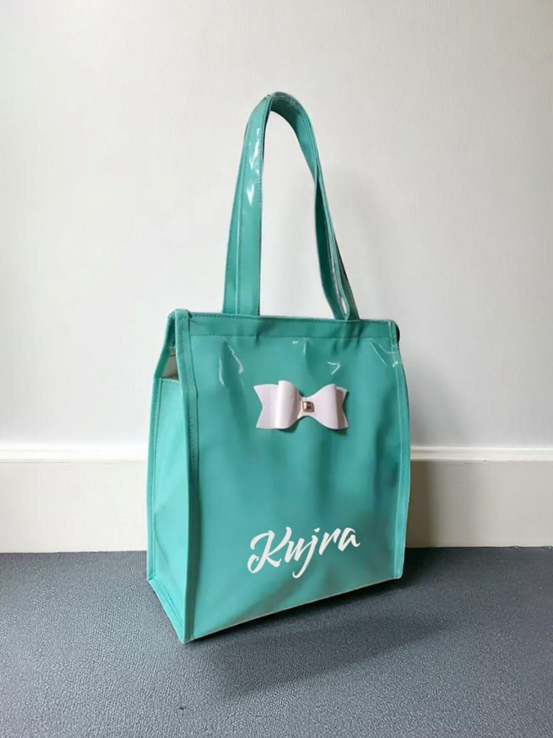 KUJRA Women Solid Structured Bow Detail Tote Bag