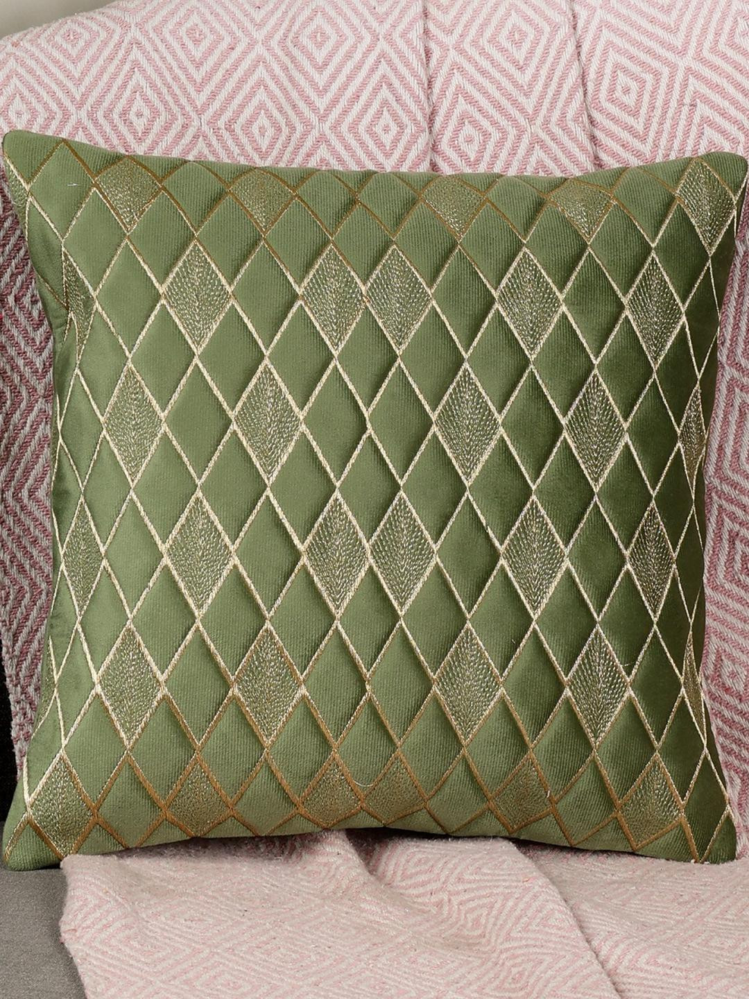Green Color Diamond Shaped Embroidered Design, 1 Piece Velvet Cushion Cover
