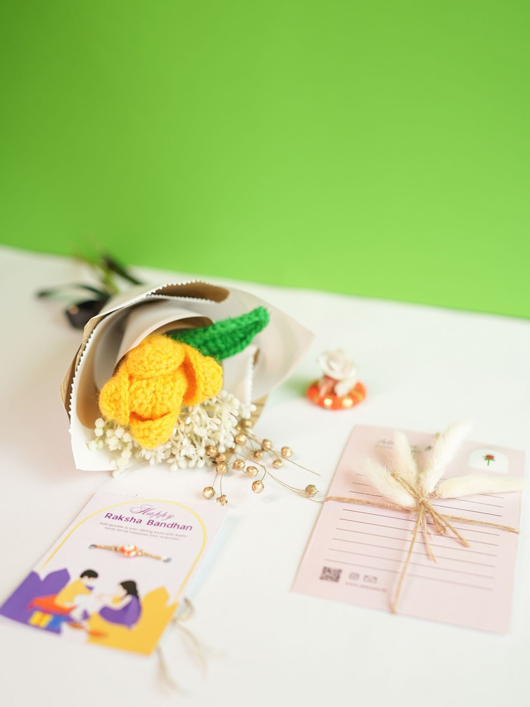 ArteCasa Tulip Dried Flower Crochet Bunch Rakhi Hamper