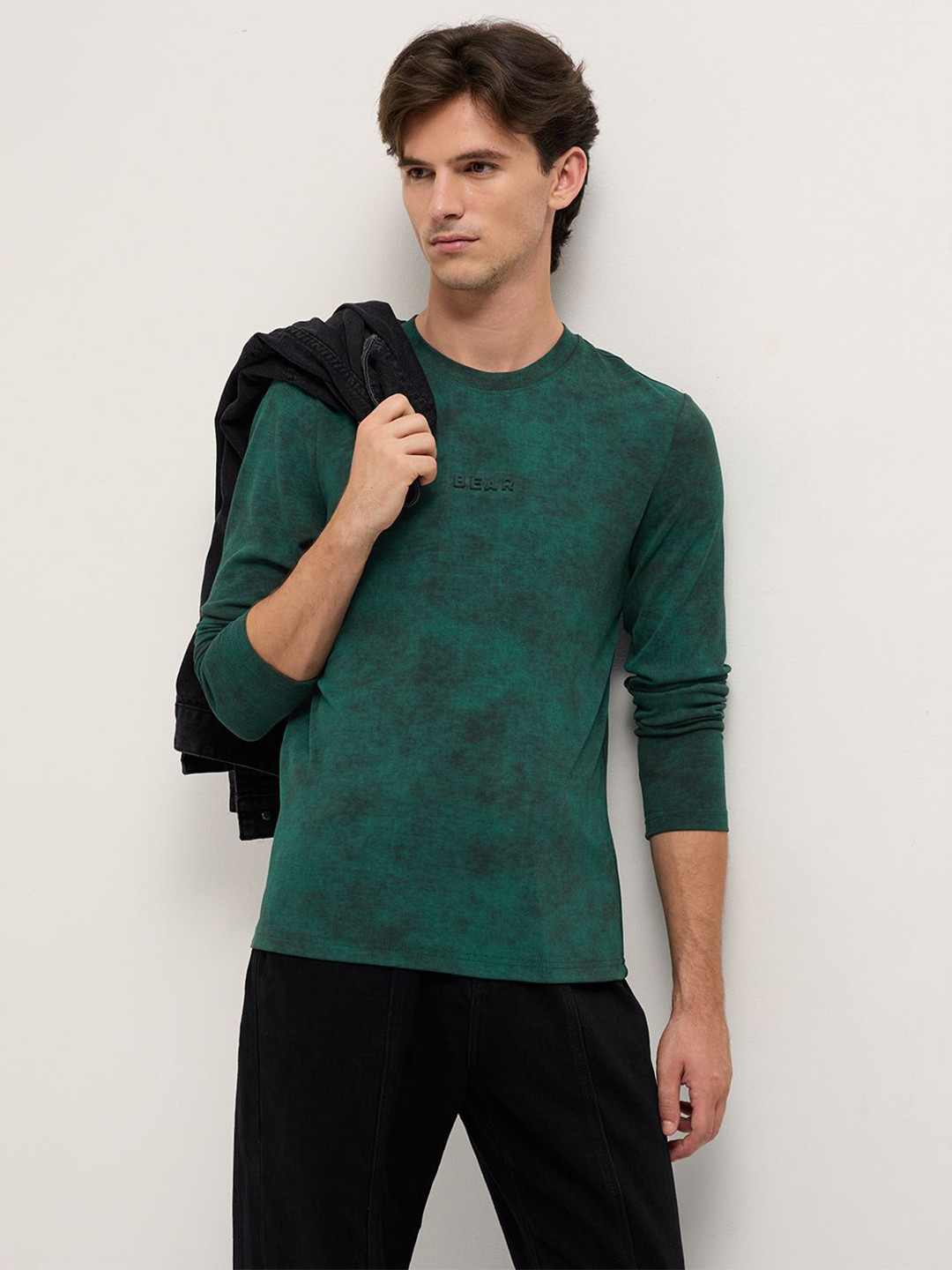 THE BEAR HOUSE Washed Effect Dyed Crew Neck Slim Fit T-Shirt