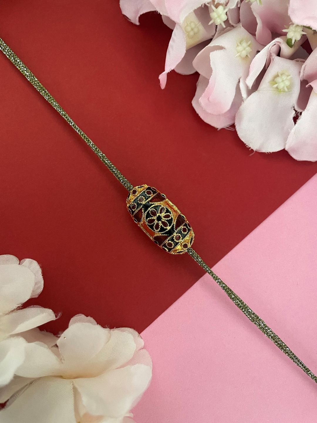 Digital Dress Room Barrel-Shaped Enamel Pendant Thread Rakhi