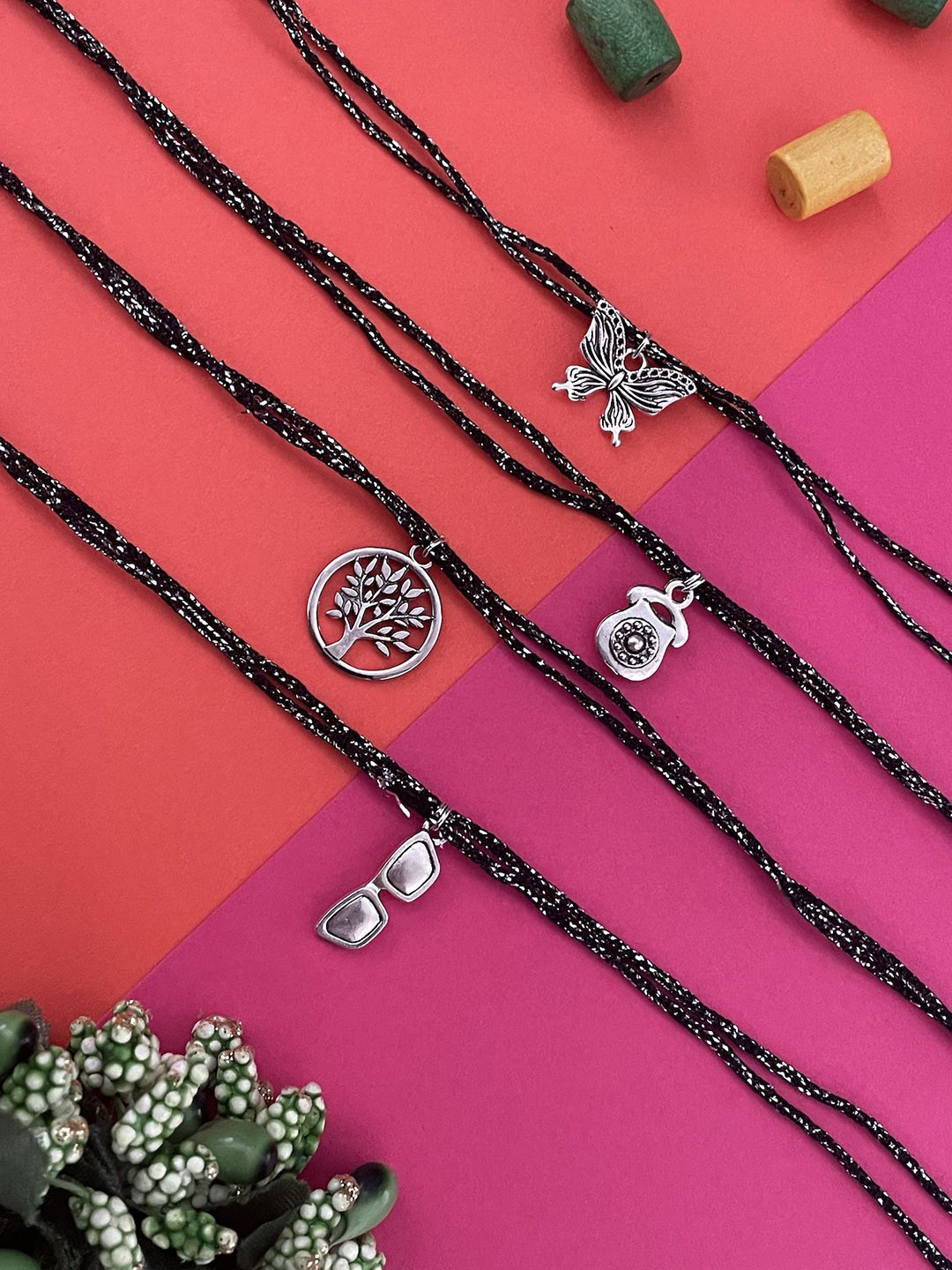 Digital Dress Room Set Of 4 Charm Multistrand Rakhis