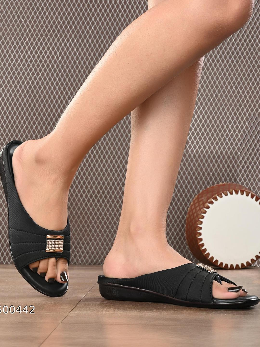 SOKEN Black Synthetic Sandals