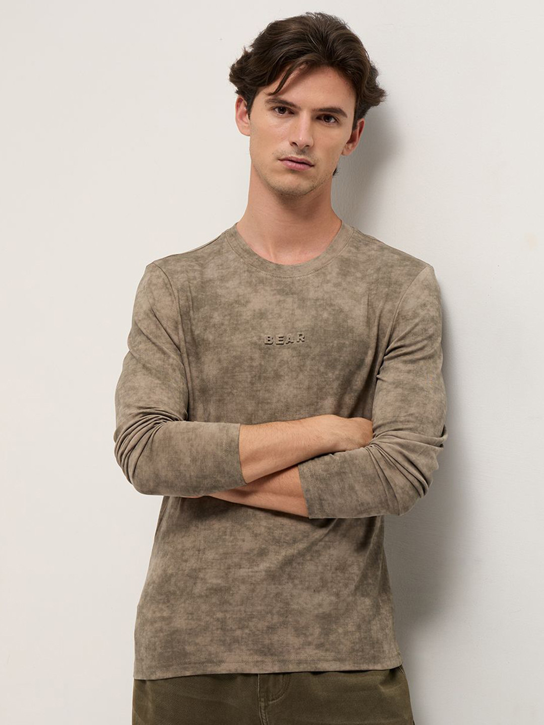 THE BEAR HOUSE Washed Effect Dyed Crew Neck Slim Fit T-Shirt