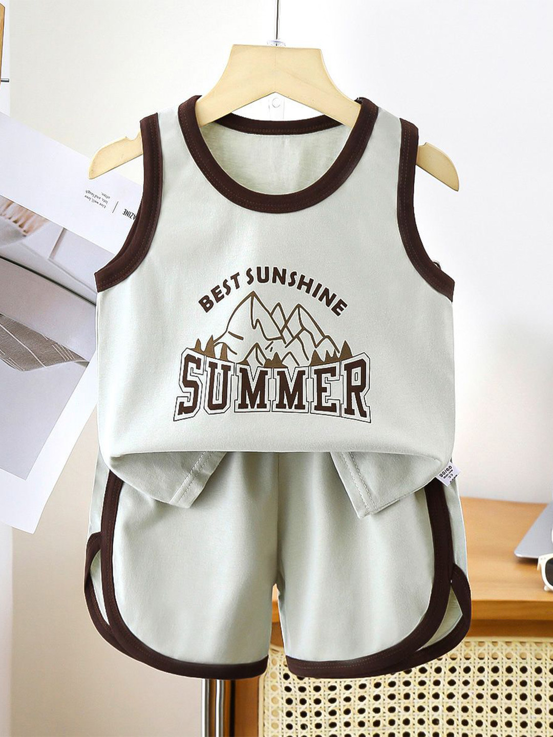 StyleCast x Revolte Printed T-shirt and Shorts Set