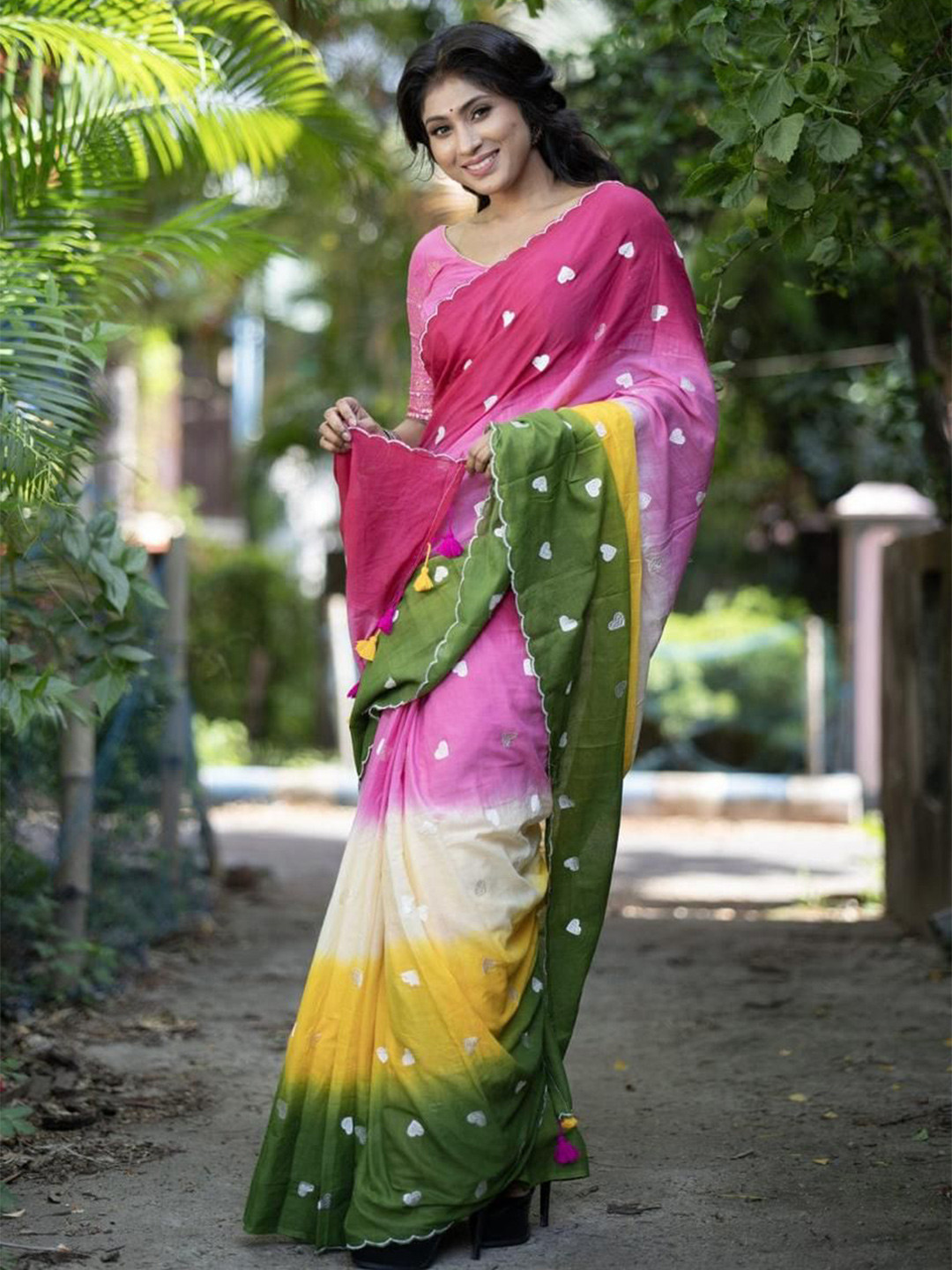 Ruuprekha Embroidered Pure Mal Cotton Saree