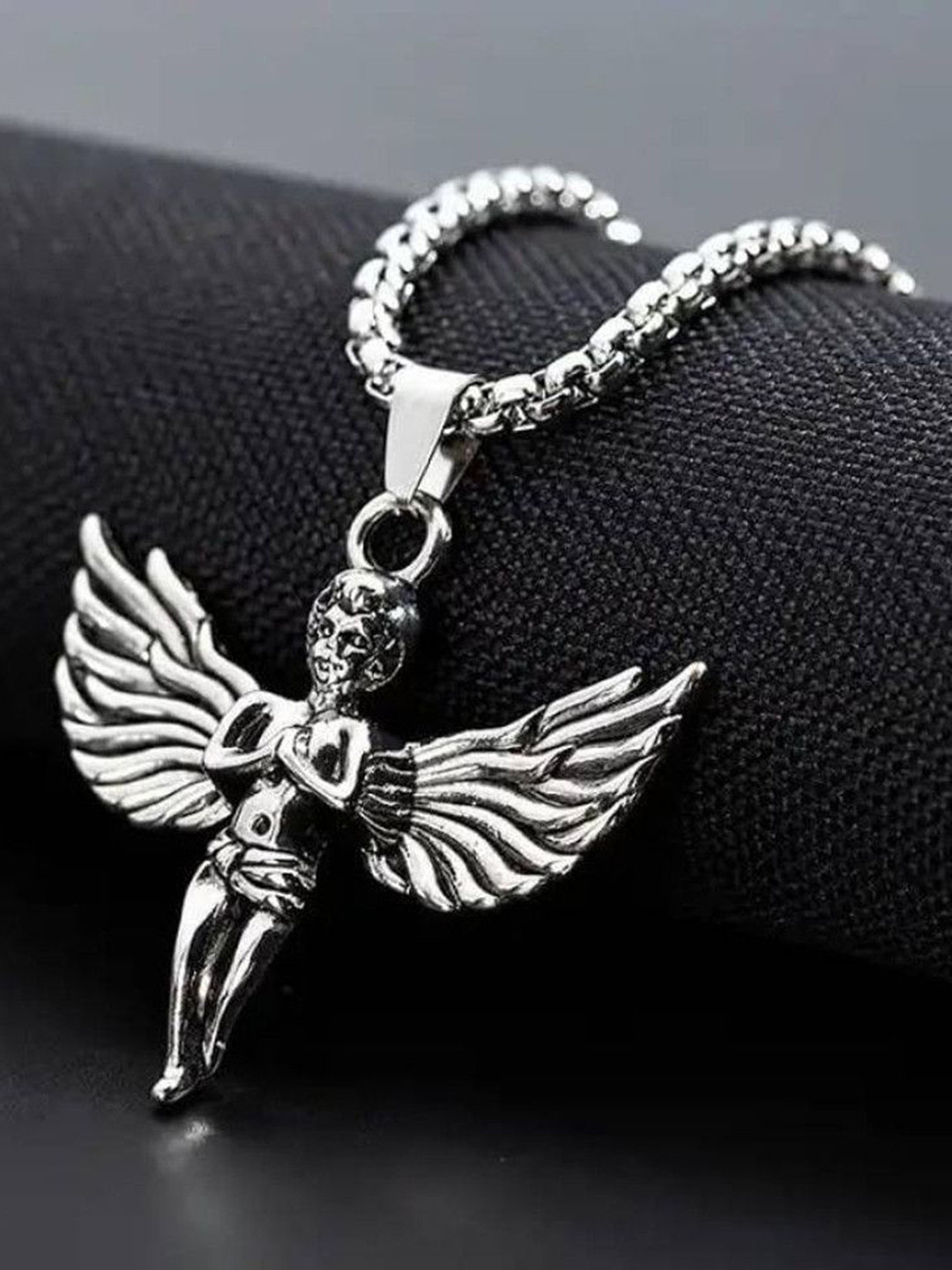 RV Jewels Unisex Stainless Steel Angel Pendant With Chain