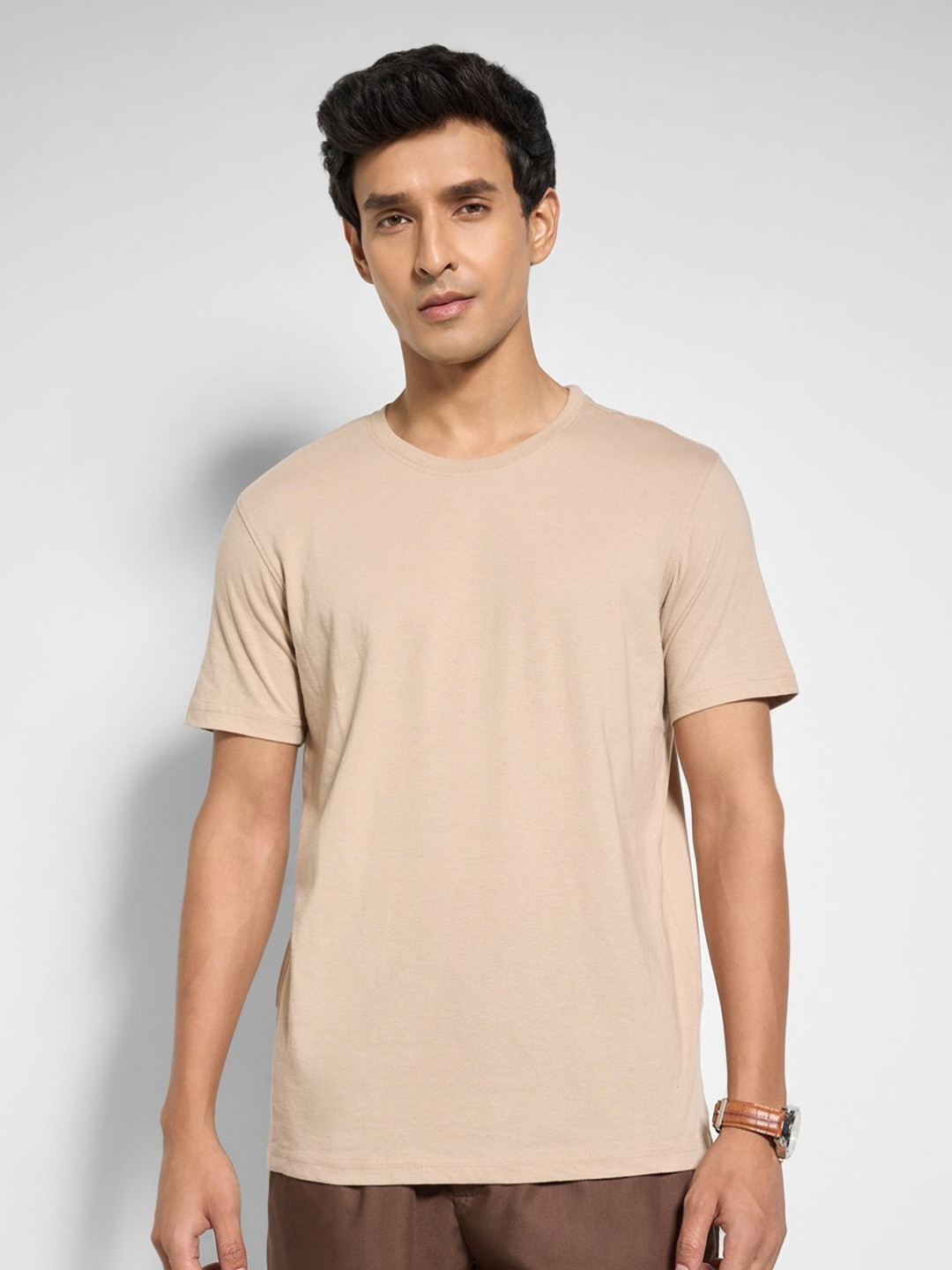 Peregrine by Pantaloons Men Solid Round Neck T-shirt