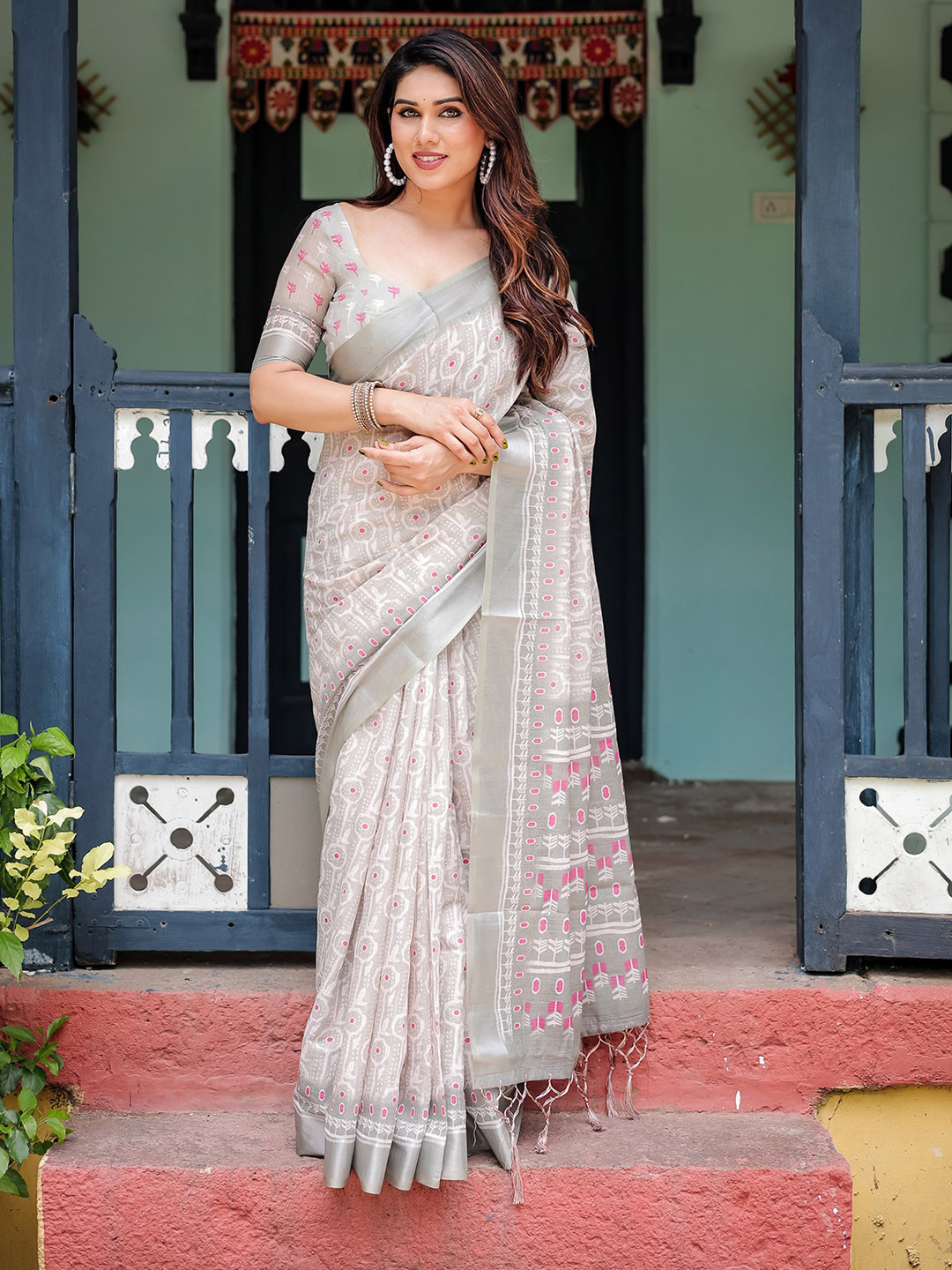 bansari textiles Pure Linen Geometric Block Print Saree