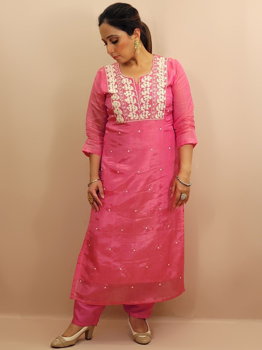 SAKSHI- The Wedding Store Women Embroidered Regular Beads & Stones Kurta Set With Dupatta