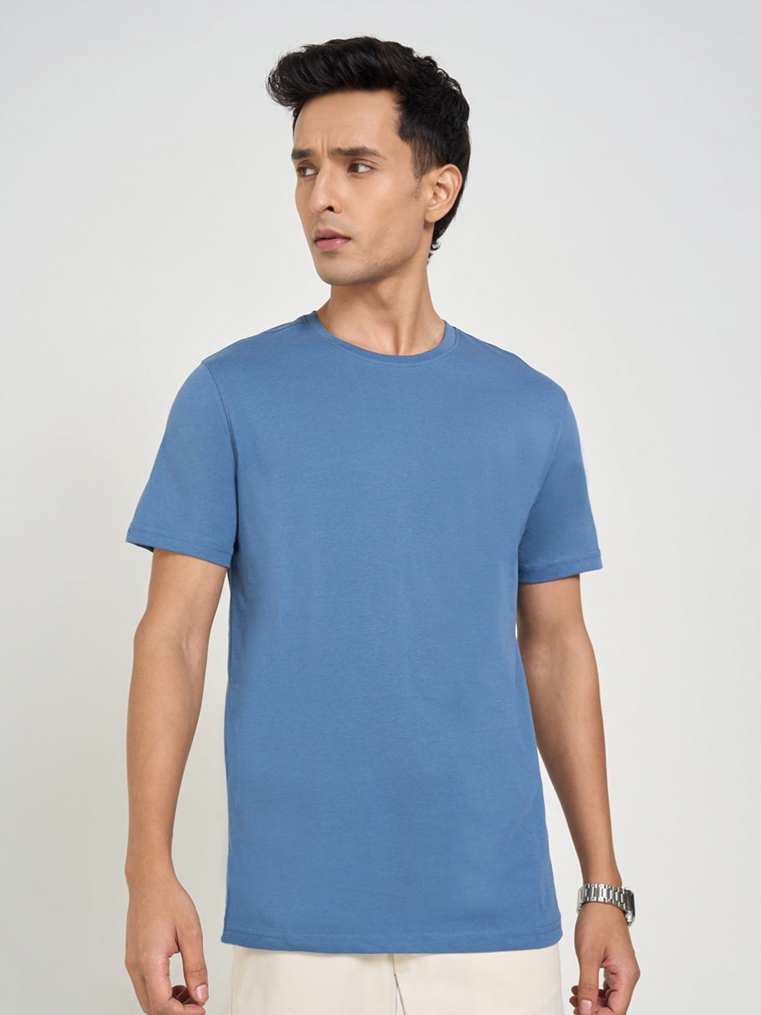 Peregrine by Pantaloons Men Solid Round Neck Pure Cotton T-shirt