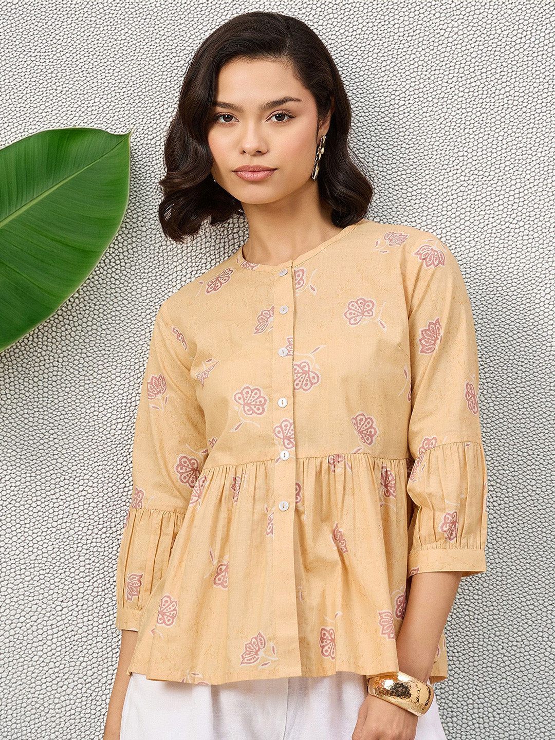 Moda Rapido Floral Print Cotton Cuffed Sleeves Regular Top