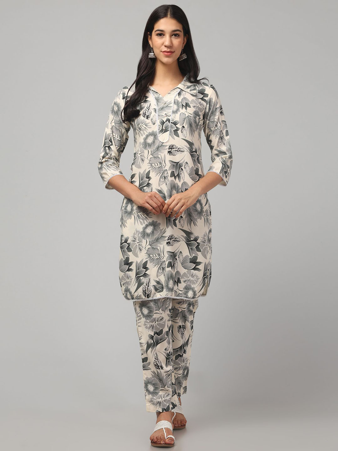 CROWN KING Women Floral Printed Regular Kurti with Trousers
