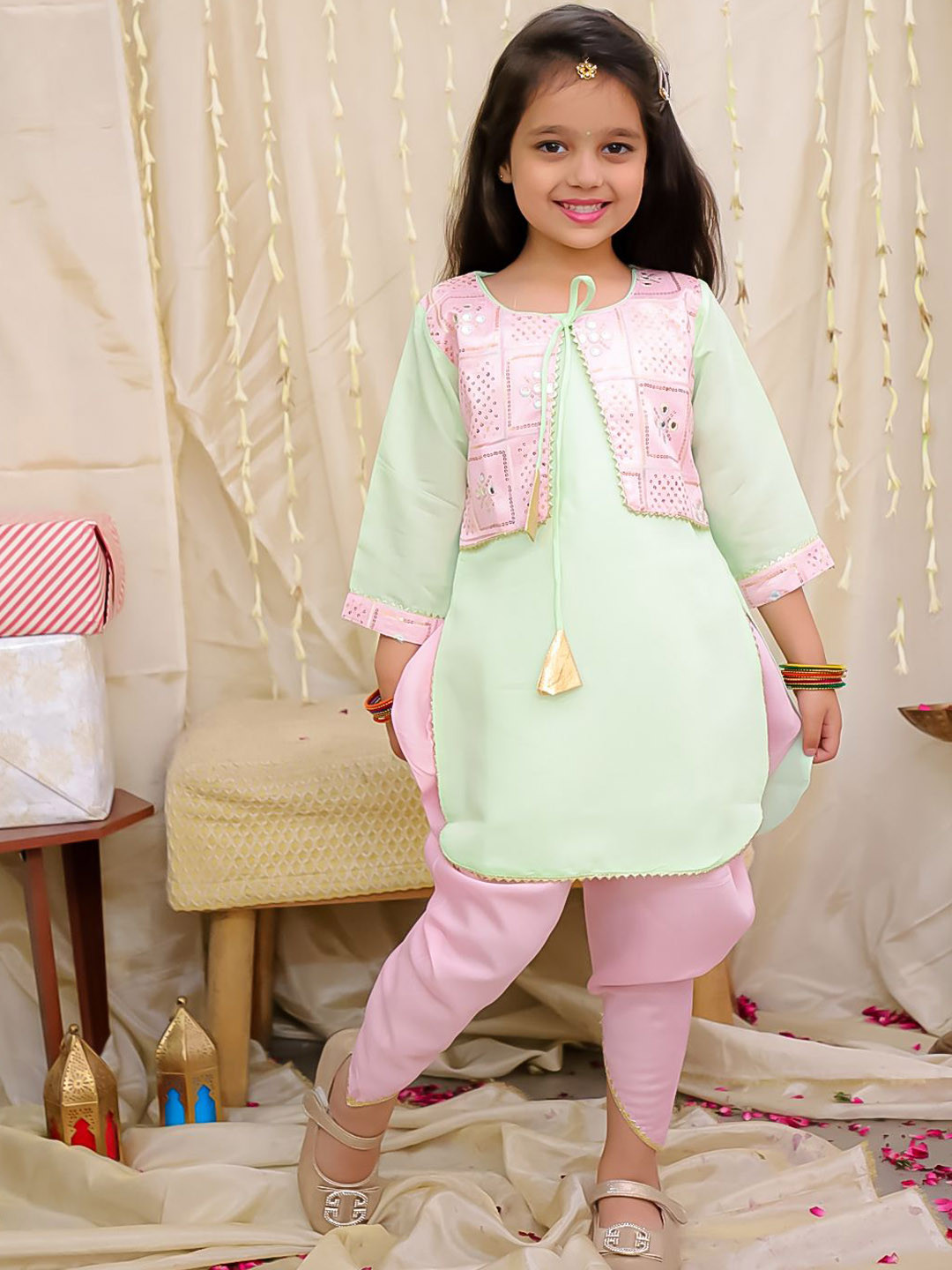 KID1 Girls Solid Embroidered Kurti with Dhoti Pants & Jacket
