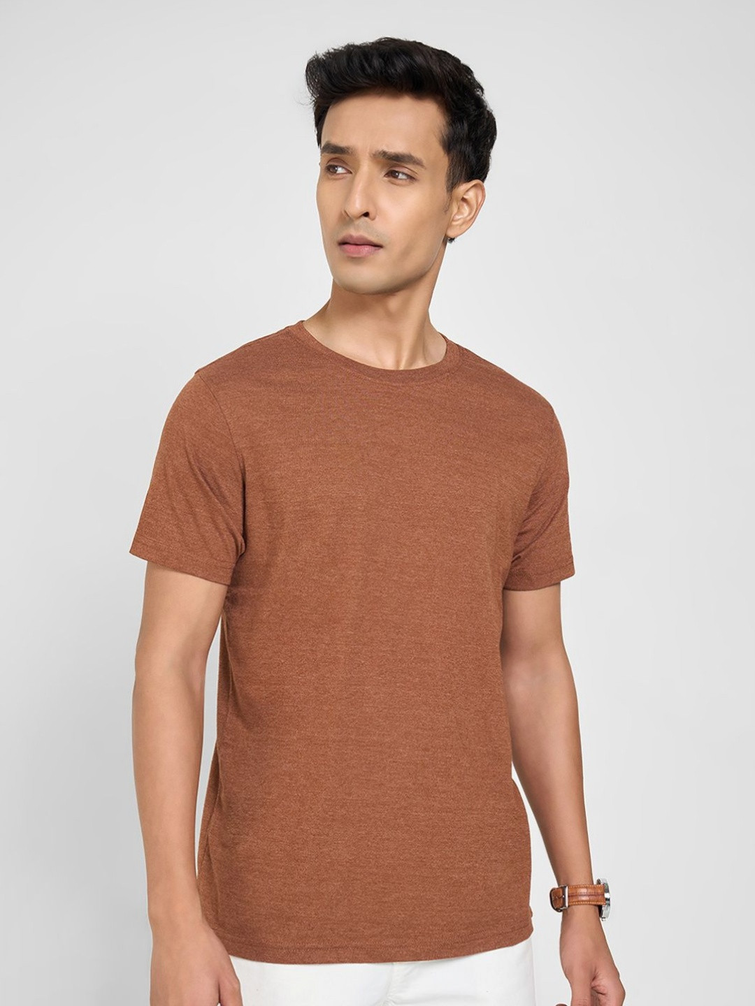 Peregrine by Pantaloons Men Solid Round Neck T-shirt