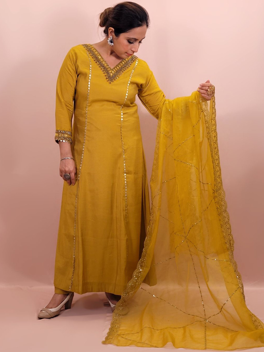 SAKSHI- The Wedding Store Women Embroidered Beads and Stones Kurta with Trousers & Dupatta