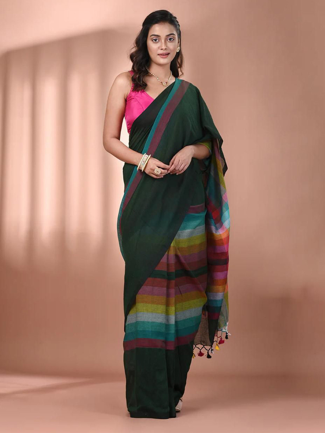 Ruuprekha Checked Border Pure Cotton Khadi Saree