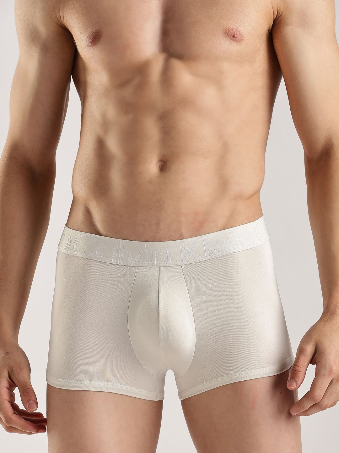 Calvin Klein Underwear Mid Rise Trunk SP25NB345567U