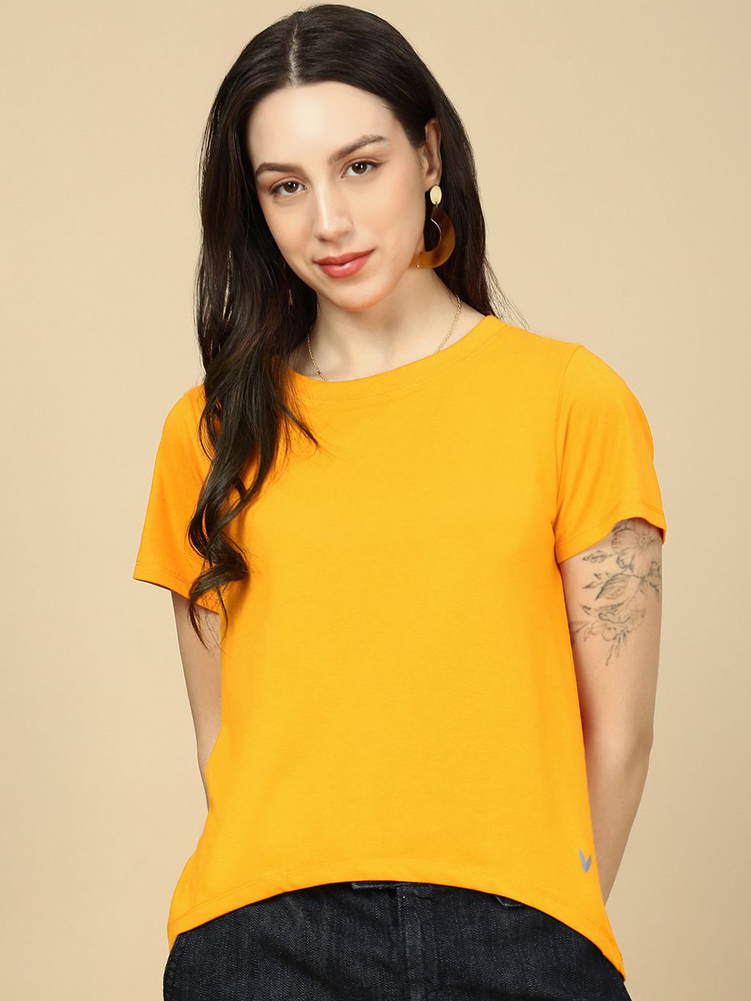 PYNK Women Solid Round Neck Cotton T-shirt