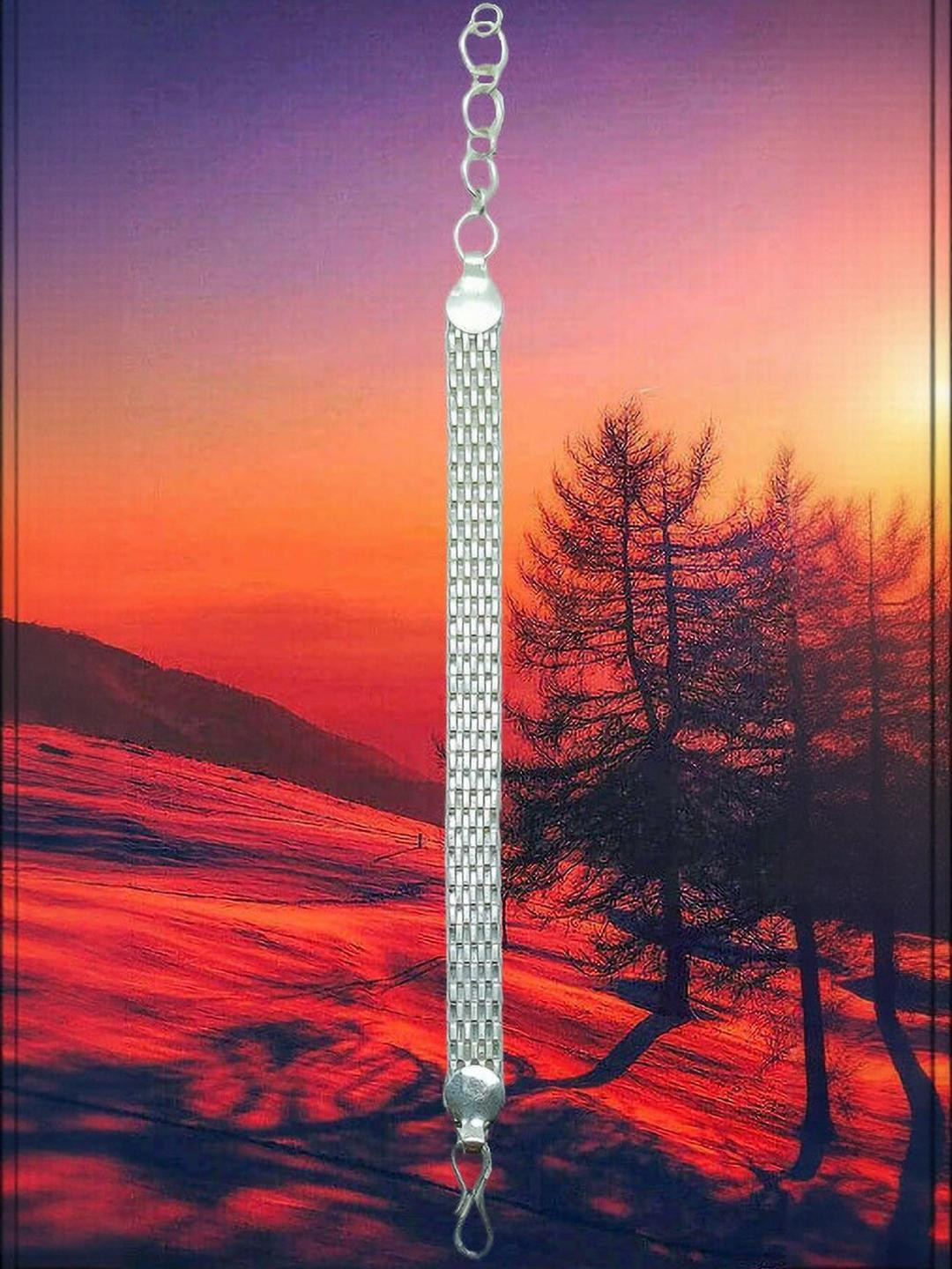 Dynamic Retail Global Women Silver Charm Bracelet