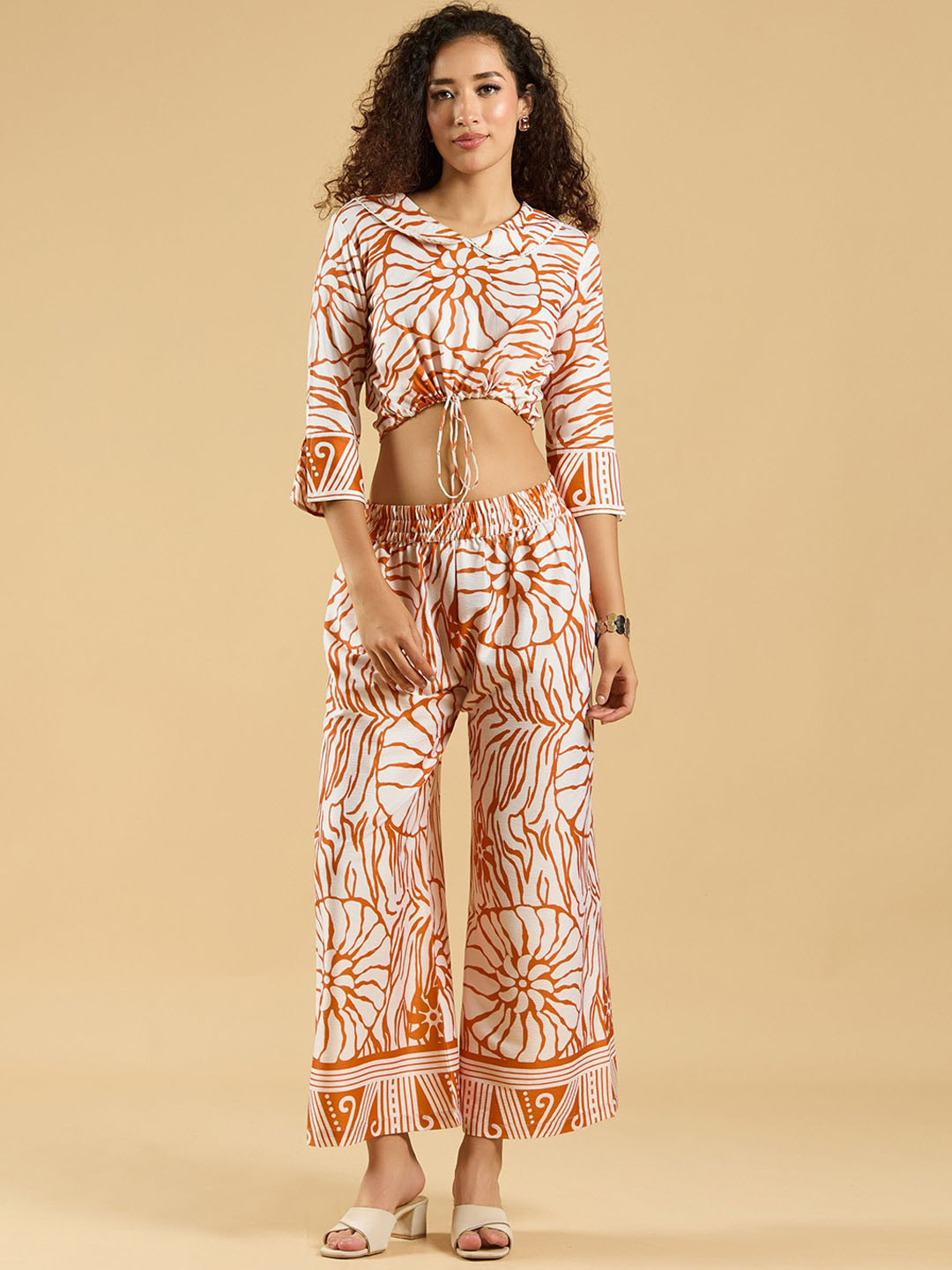 Amarasha Printed Peter Pan Collar Neck Crop Top With Trousers Co-Ords