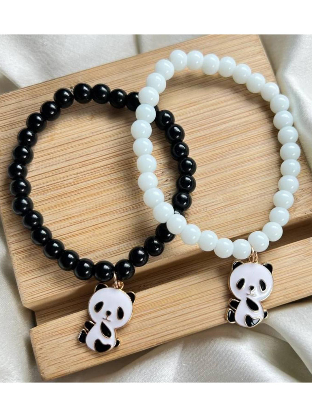 DN ENTERPRISES Set of 4 Beaded Adjustable Moti Cute Lazy Panda Charm Bracelets
