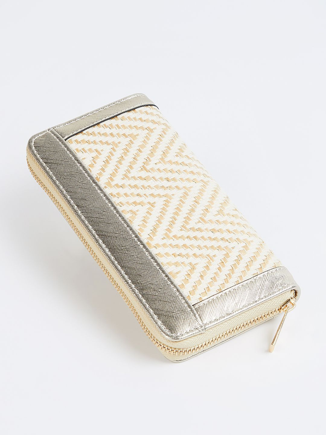 max Women Chevron Desisn Zip Around Wallet