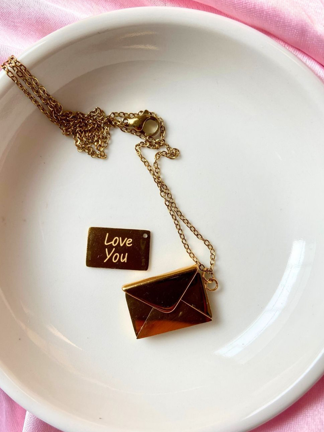 WEAVING HOMES Gold-Plated Love Letter Necklace