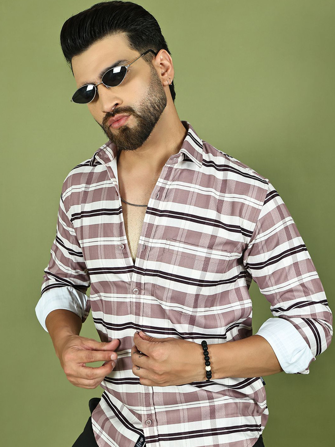 Roadster Classic Checked Spread Collar Classic Pure Cotton Shirt