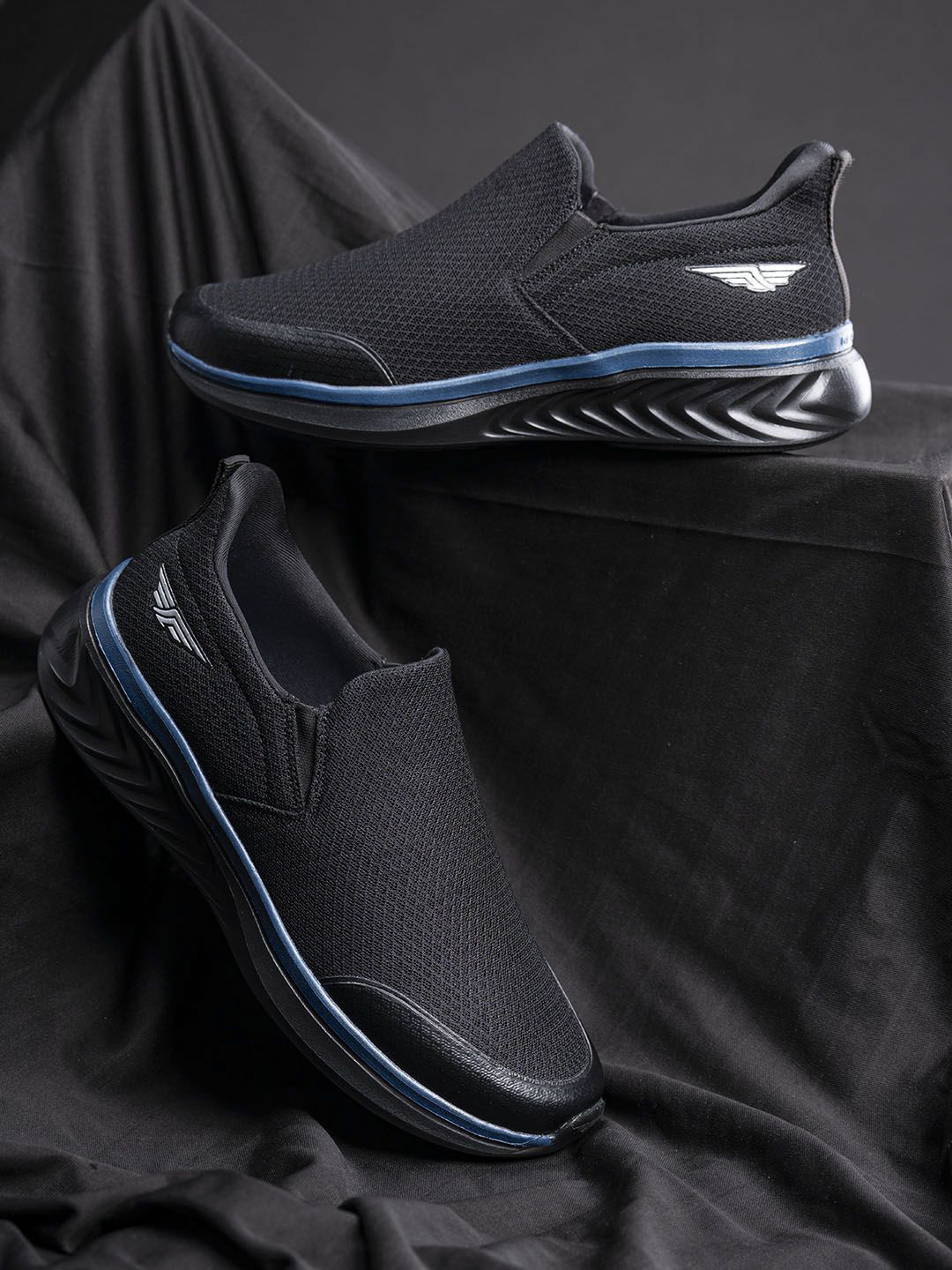 Red Tape Men Walking Sports Shoes