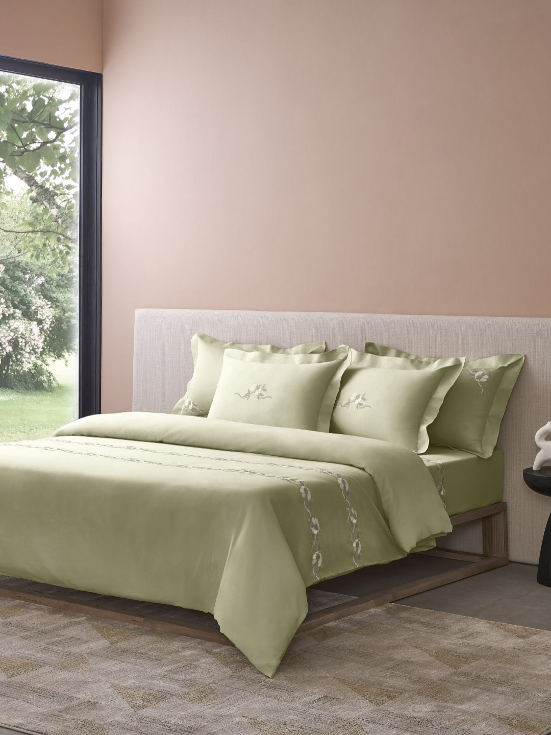 SANSAAR A DDECOR BRAND LIVE CONSCIOUSLY  Floral Cotton 3 Piece Superfine Bedding Set