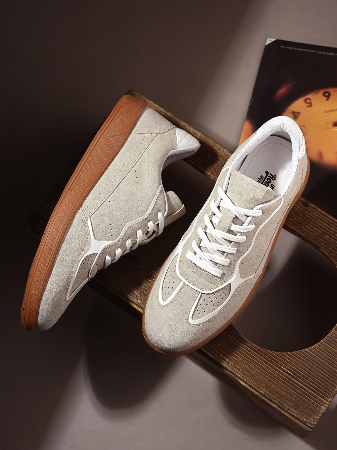 The Roadster Lifestyle Co. Men Casual Sneakers