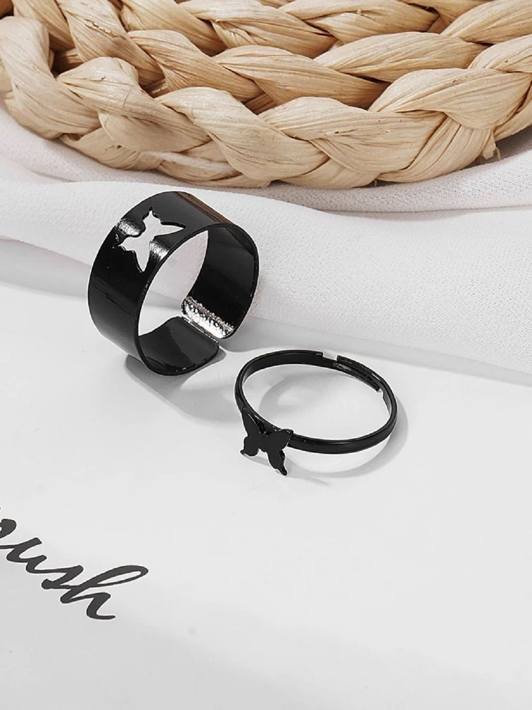 Vivity Set Of 2 Intricate Textured Details-Studded Adjustable Finger Rings