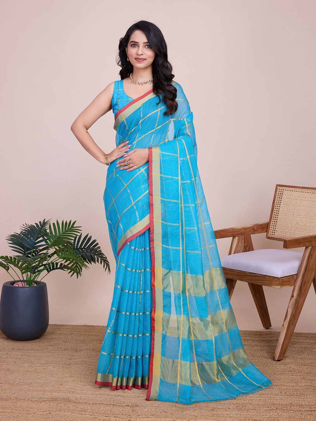 DIVASTRI Women Checked Saree Zari Lace Border And Matching Blouse