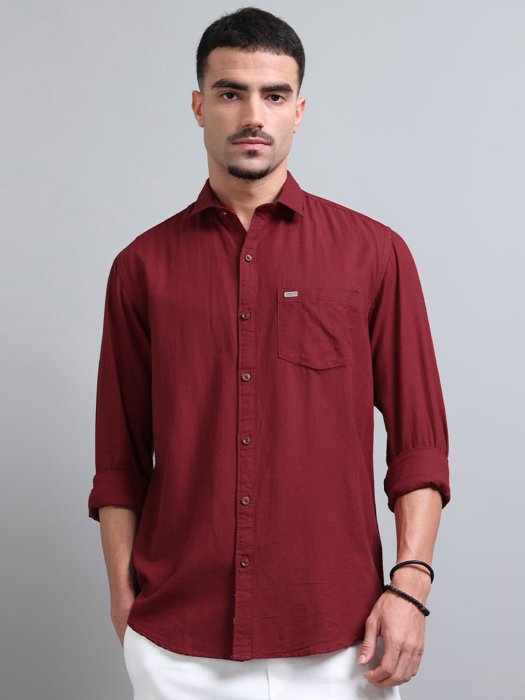 U.S. PITCHERS Men Smart Fit Solid Spread Collar Casual Shirt