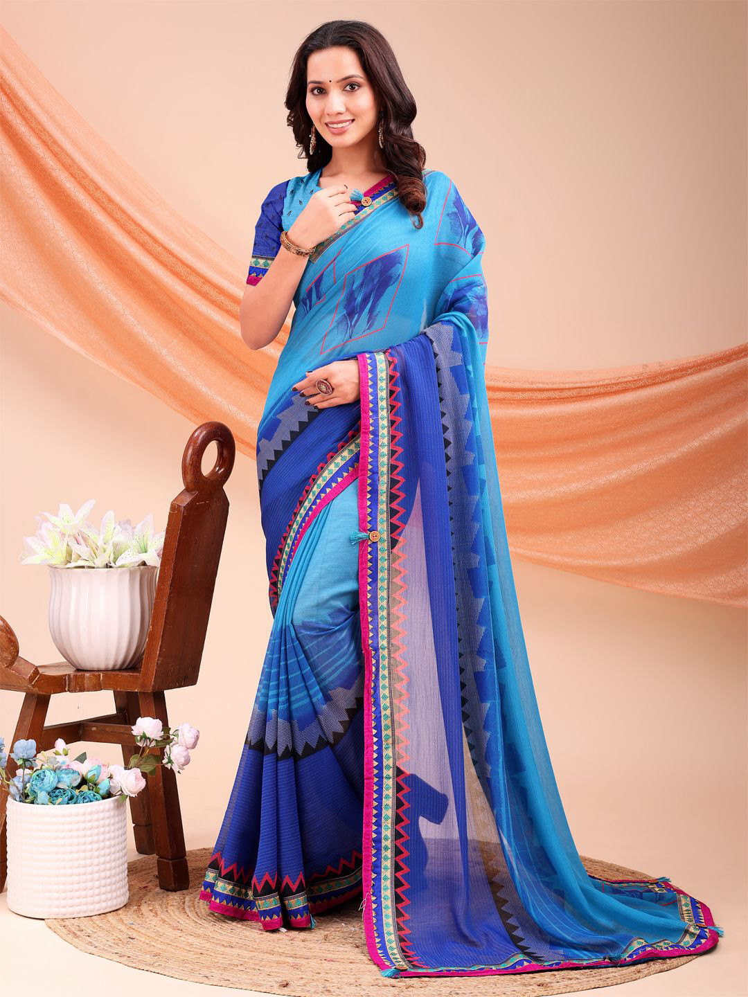 DIVASTRI Printed Saree With Matching Blouse Piece
