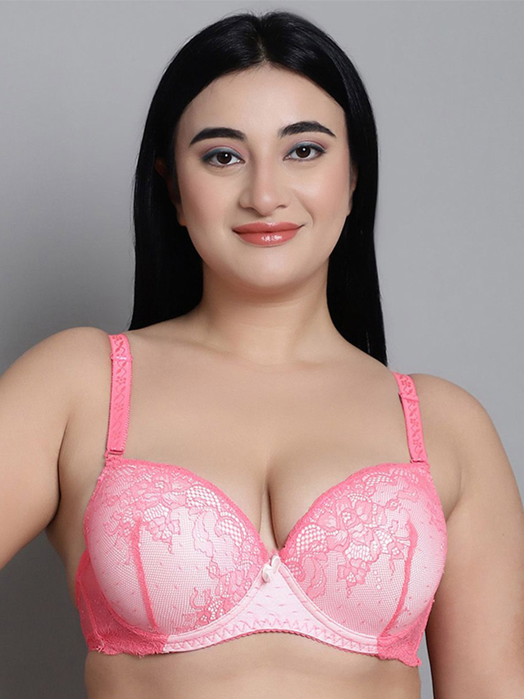 MAKCLAN IrresistiBle Floral Medium Coverage Underwired Lightly Padded Everyday Embellished Bra