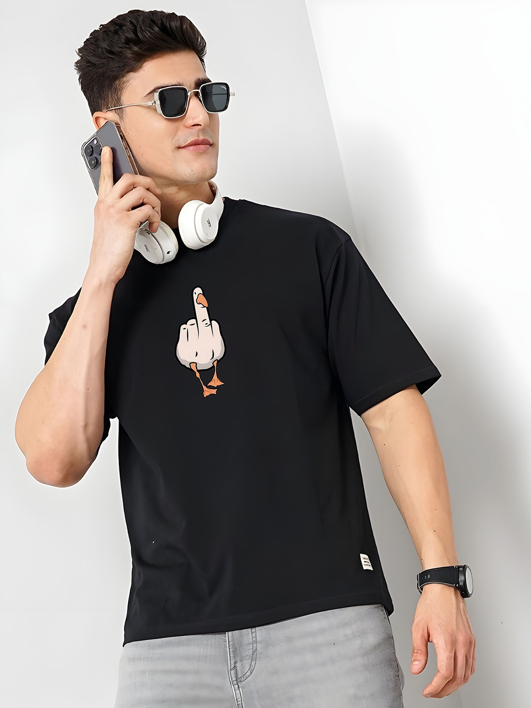 KAIDO Graphic Printed Drop-Shoulder Sleeves Oversized Cotton T-shirt