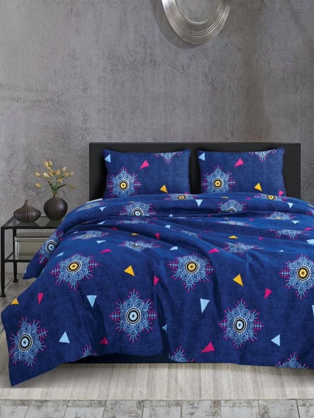 Aura Blue & White Ethnic Motifs 350 TC King Bedsheet Set 2.55 m x 2.25 m