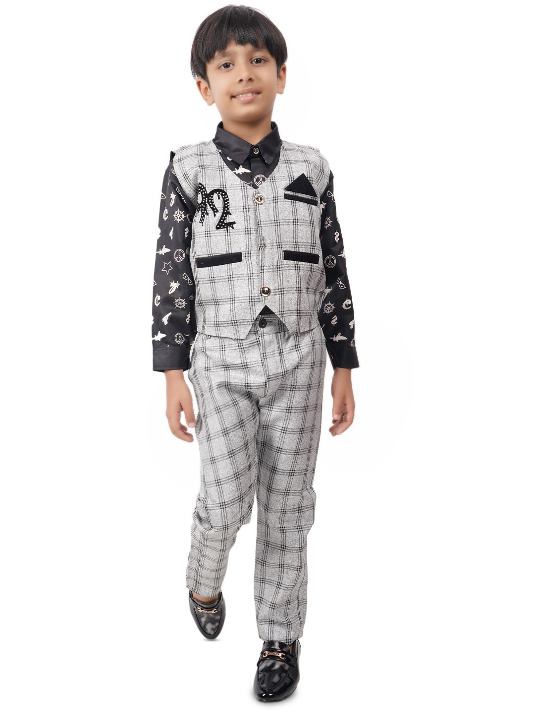 VALUE CREATION Checked 3-Piece Single-Breasted Suits