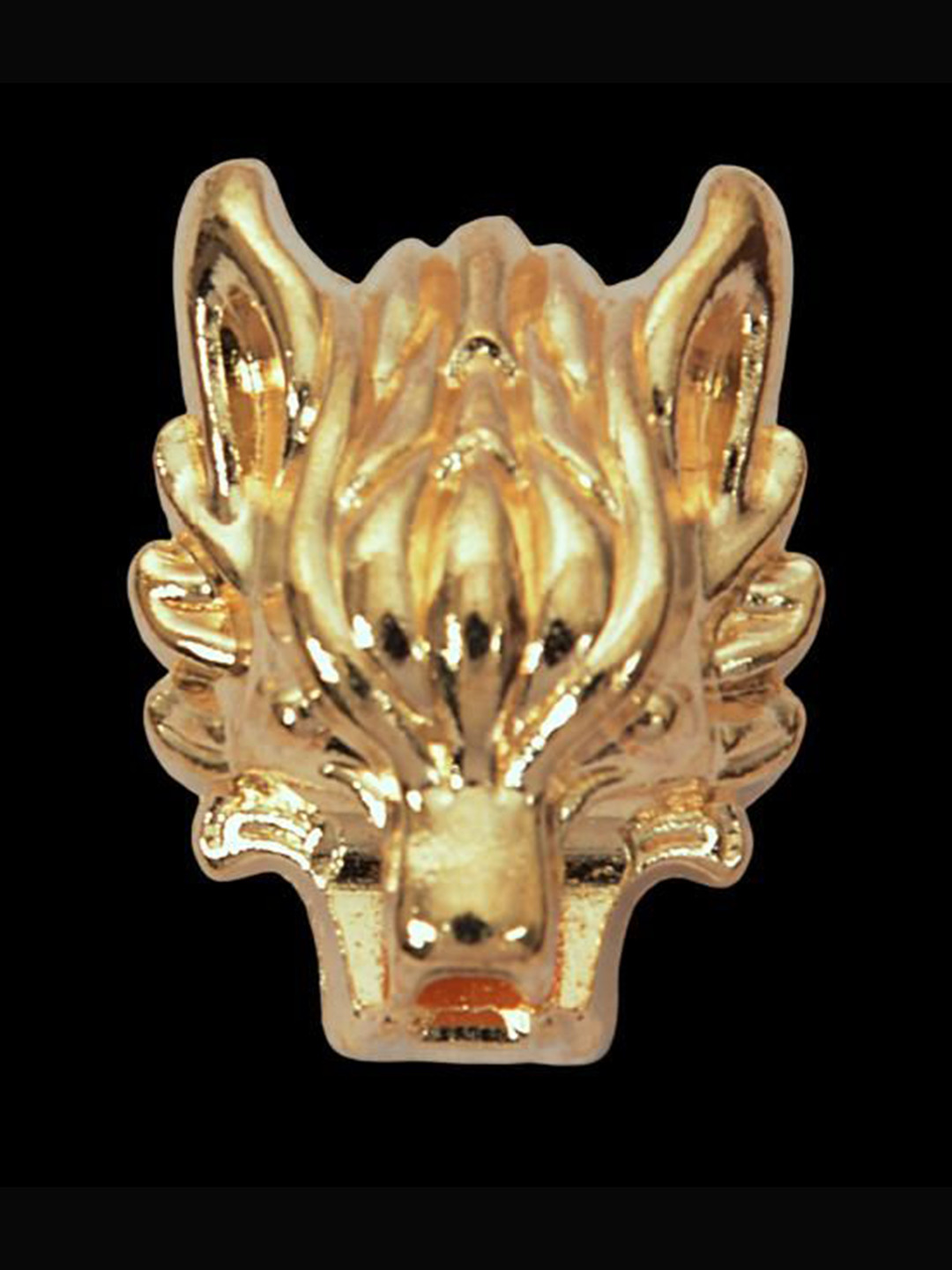 Curren Wolf Head Shaped Brooch
