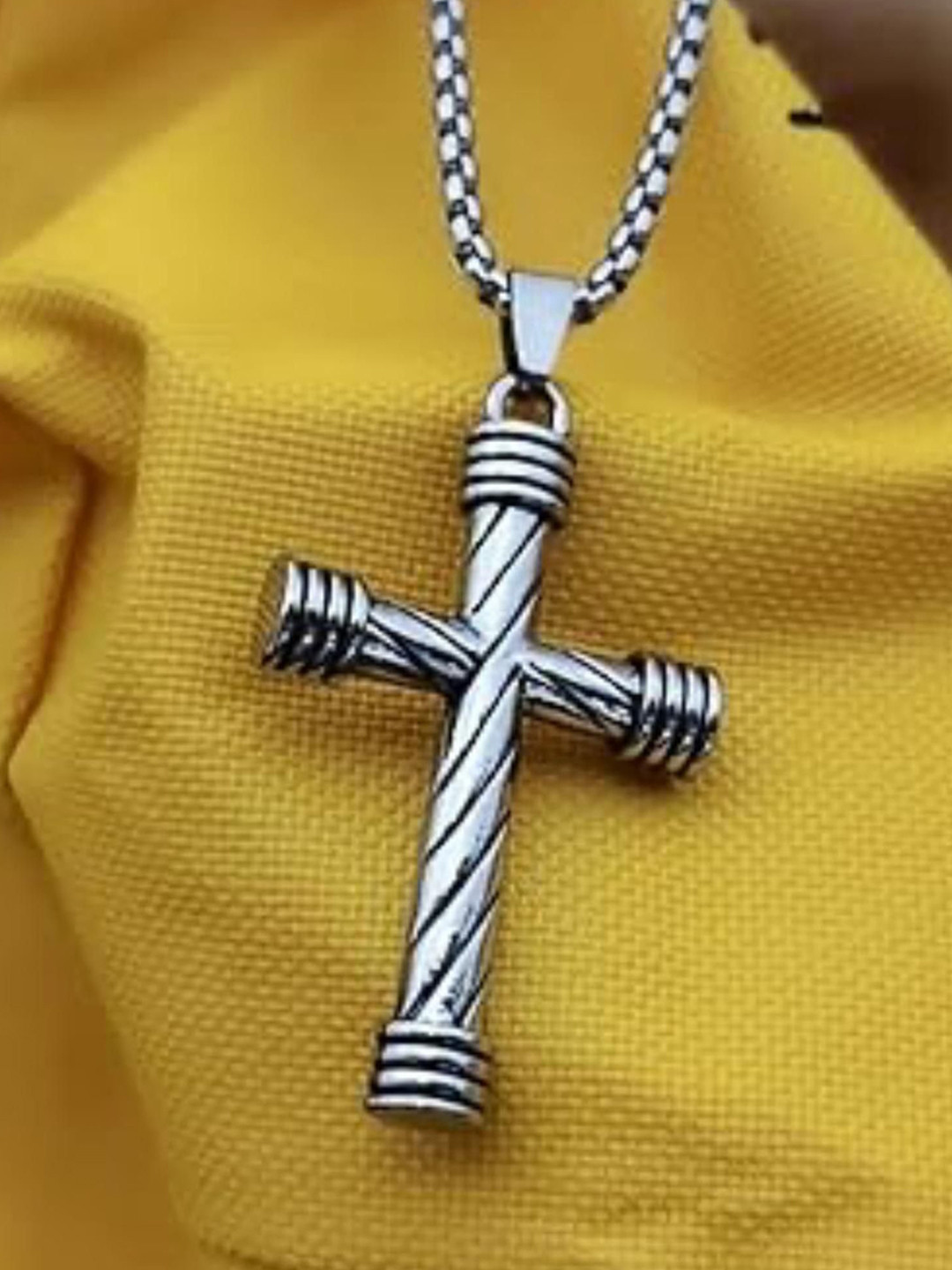 RSPR Stainless Steel Cross Pendant With Chain